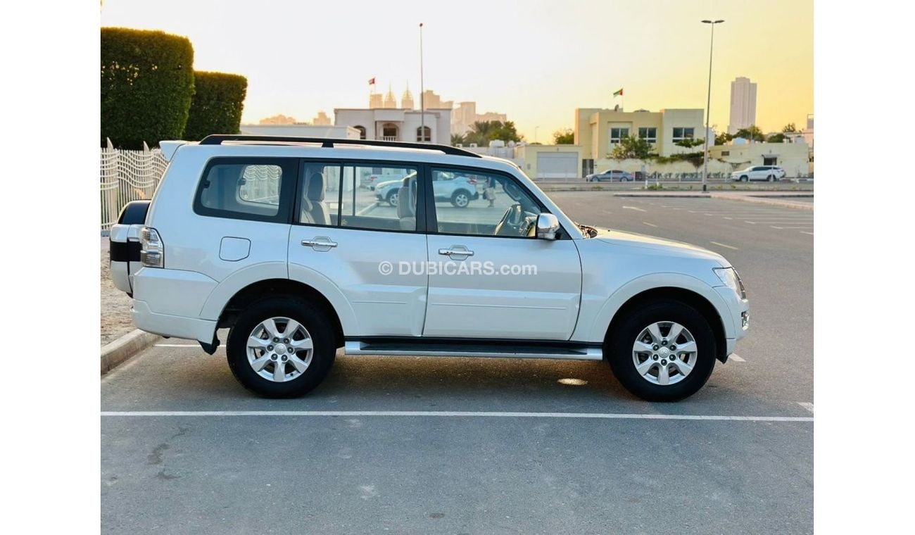 Mitsubishi Pajero GLS Mid 1030 PM || PAJERO GLS 3.0 V6 4WD || LOW MILEAGE 0% DOWN PAYMENT || WELL MAINTAINED