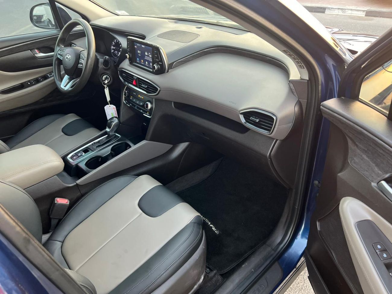 هيونداي سانتا في 