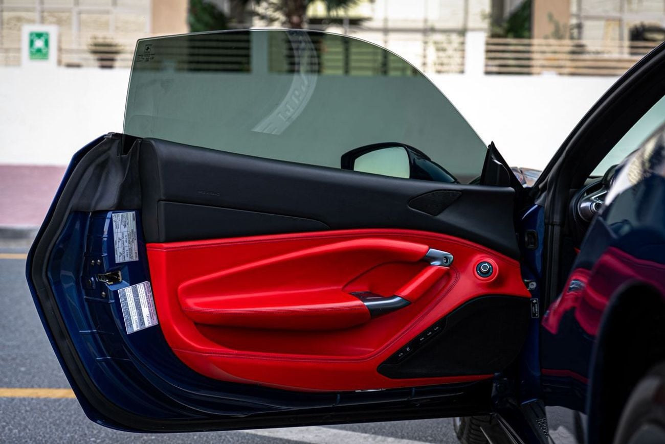 فيراري F8 تريبوتو 3.9T V8