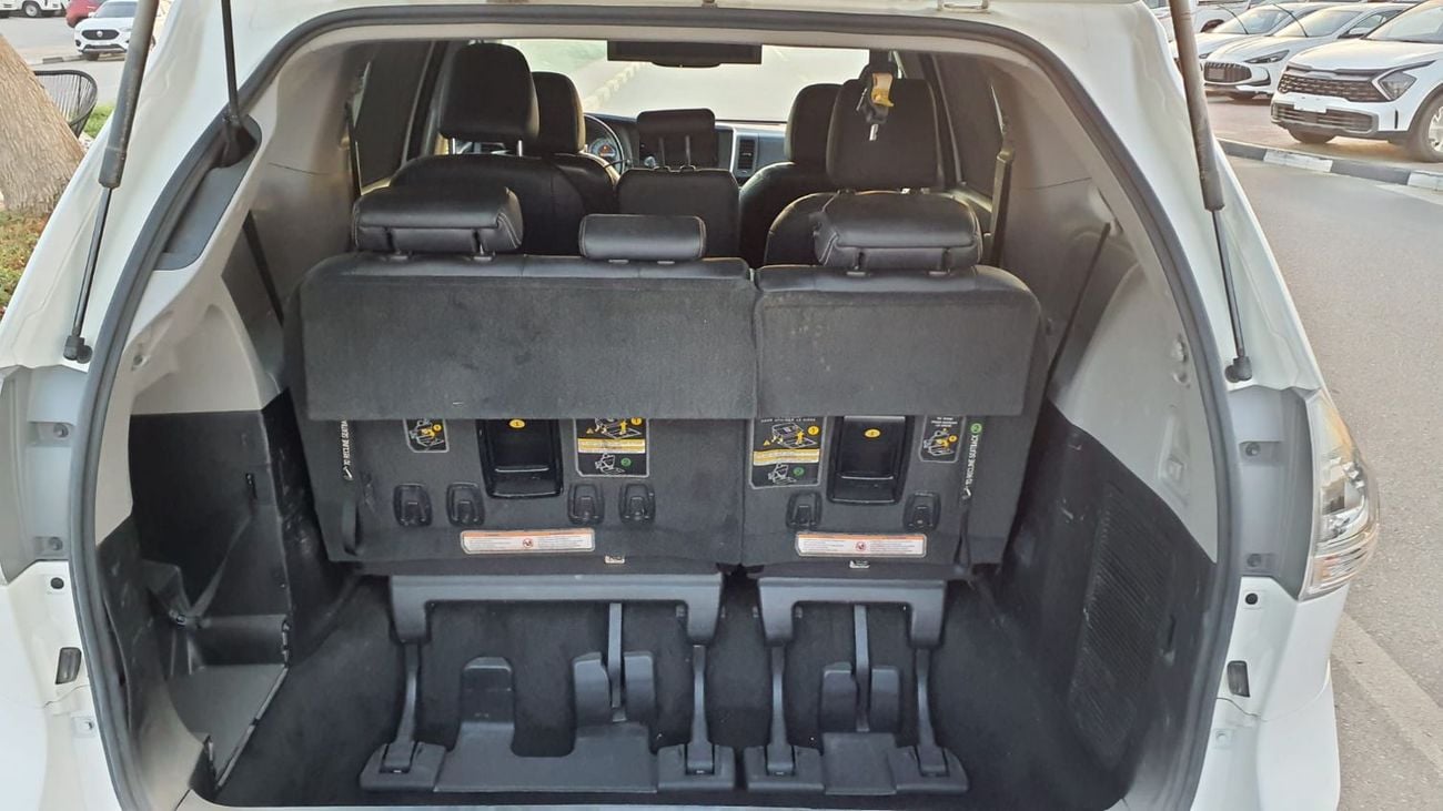 Toyota Sienna Toyota Sienna 2016 – 3.5L V6 | Petrol | Automatic | American Specs