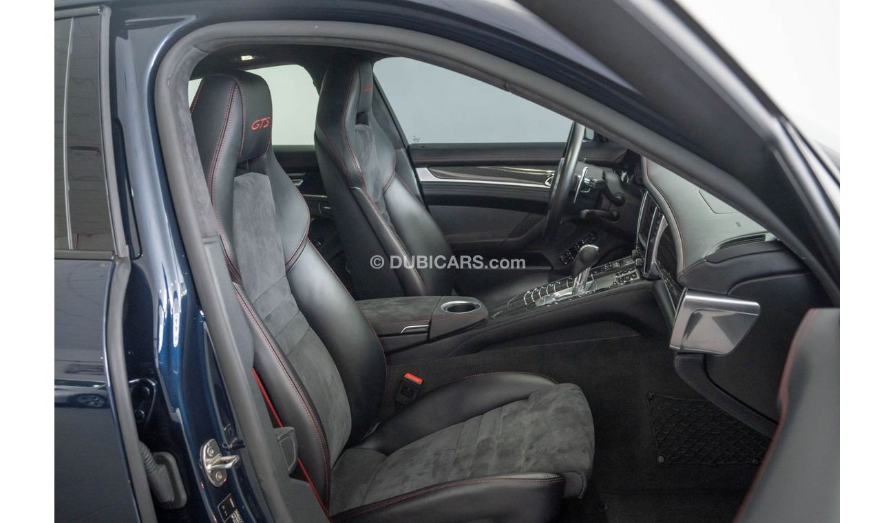 بورش باناميرا 2016 Porsche Panamera GTS / High Option / Sport Chrono Package & Sports Exhaust