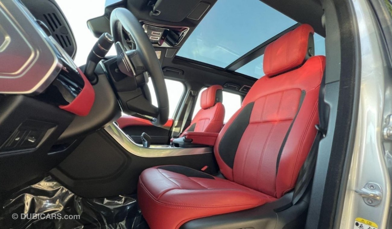 Land Rover Range Rover Sport GCC 3.0L Supercharged 6 cylinders