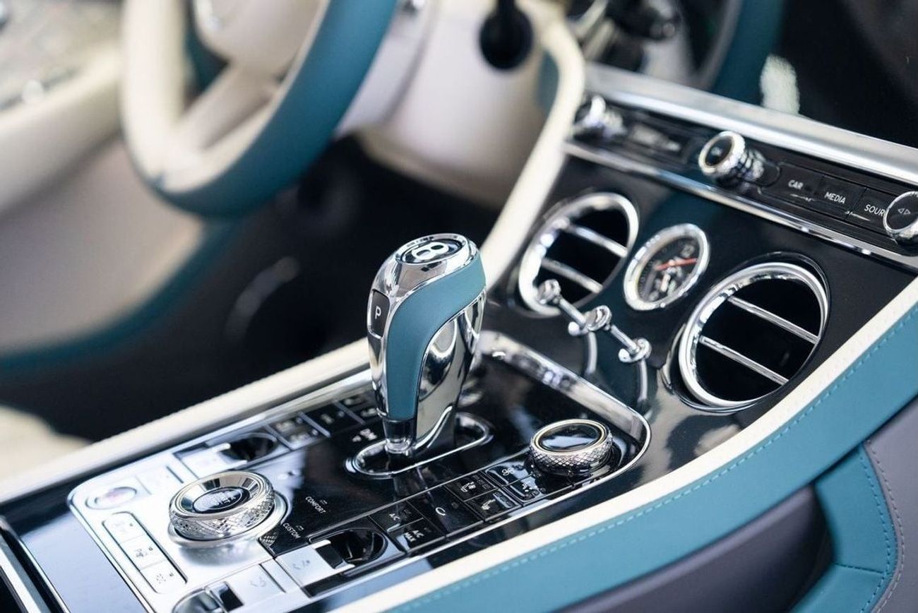 Bentley Continental GT SPEED 6.0L W12 (626 HP)