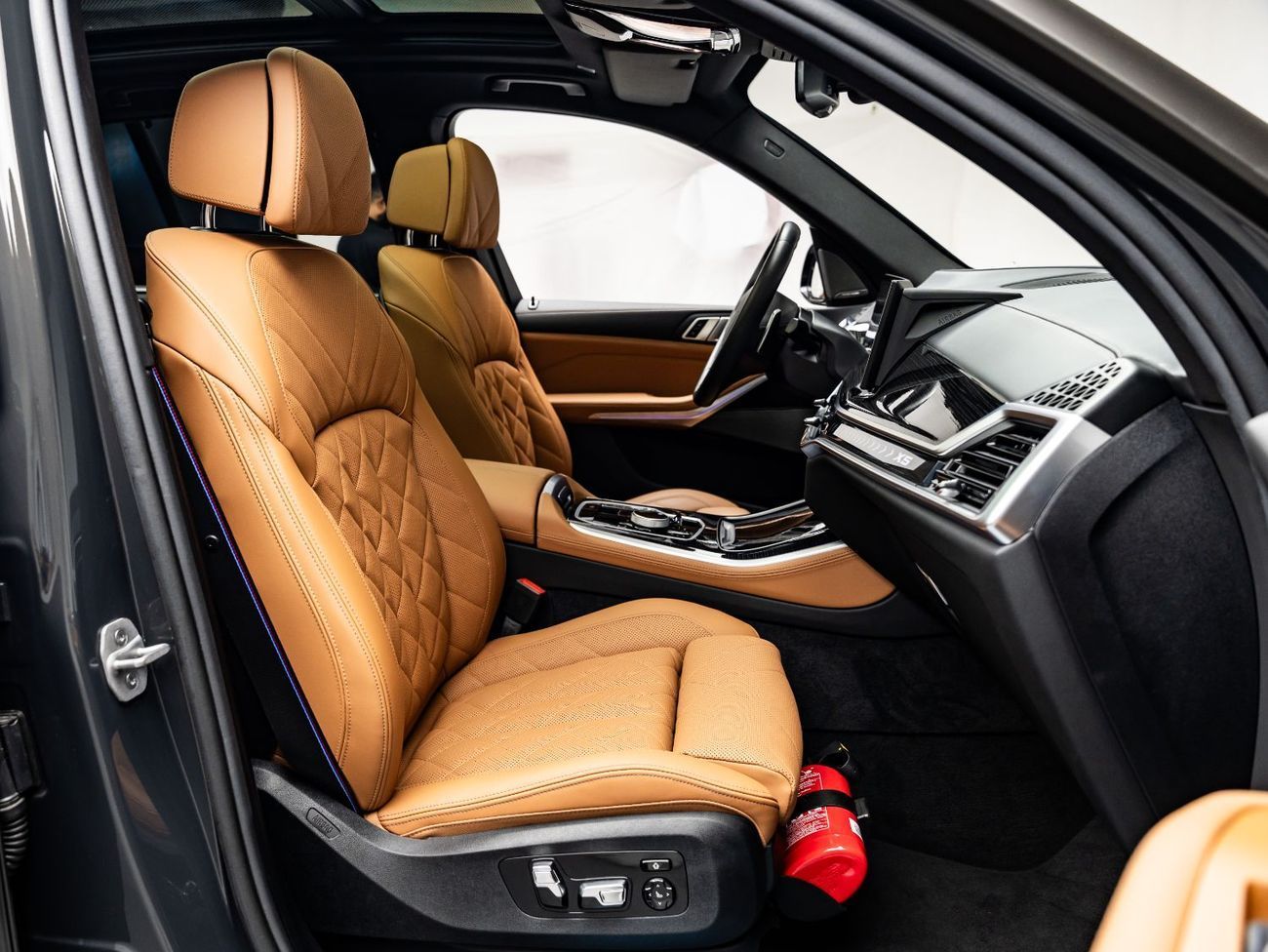 BMW X5 40i M Sport 3.0L 2025 BMW X5 xDrive40i M Sport Pro, 2030 BMW Warranty + Service Contract, Low Mileag