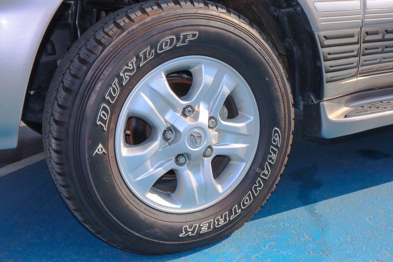 Toyota Land Cruiser Toyota Land Cruiser 2007 4.6L GXR