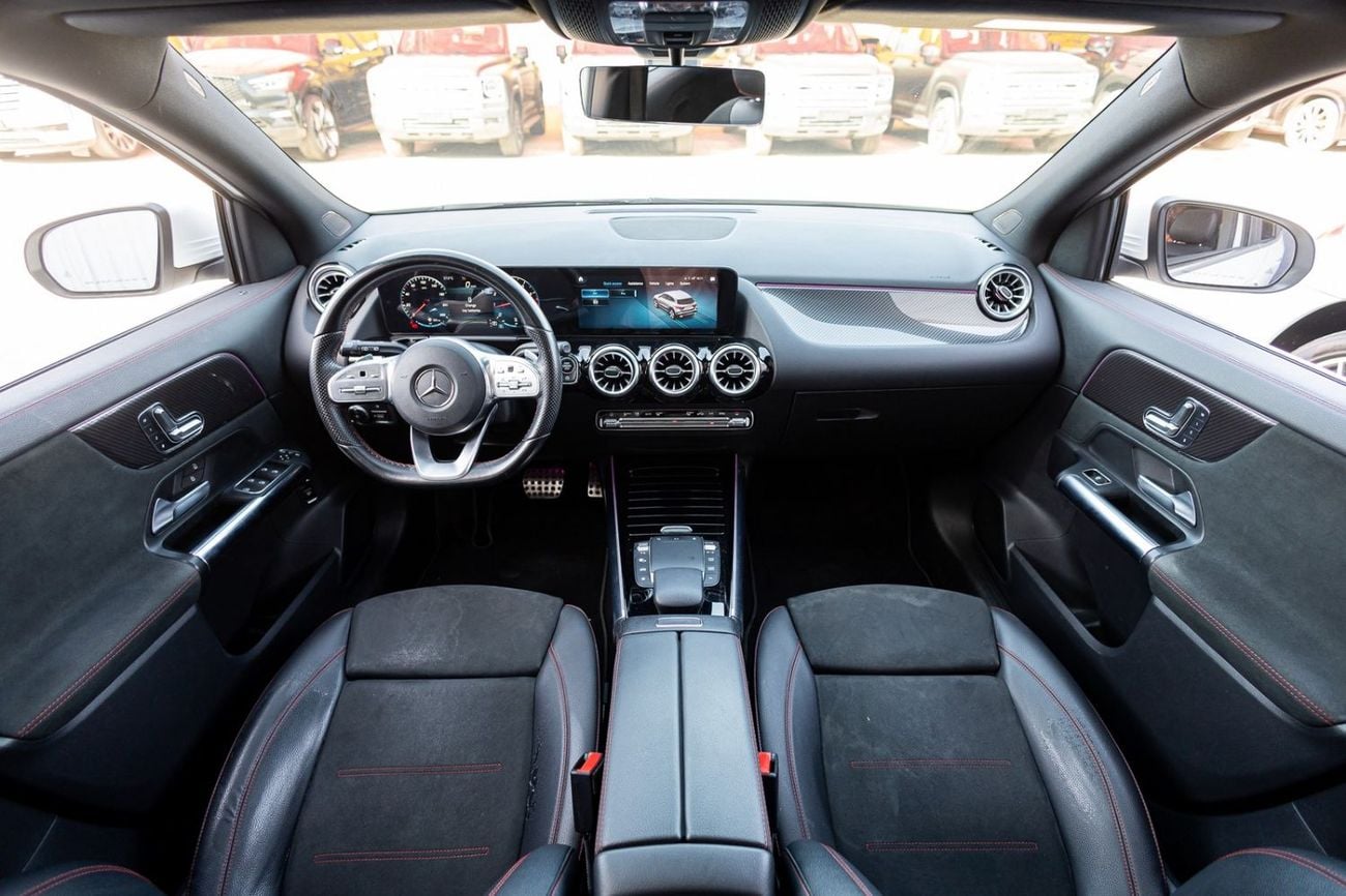 Mercedes Benz GLA 200