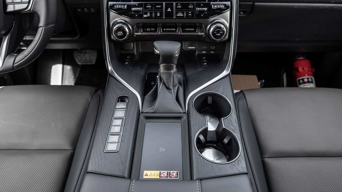 لكزس LX 600 2025 Lexus LX600 Overtrail 3.5L AT Petrol (Black-Black) No MarkLevinson