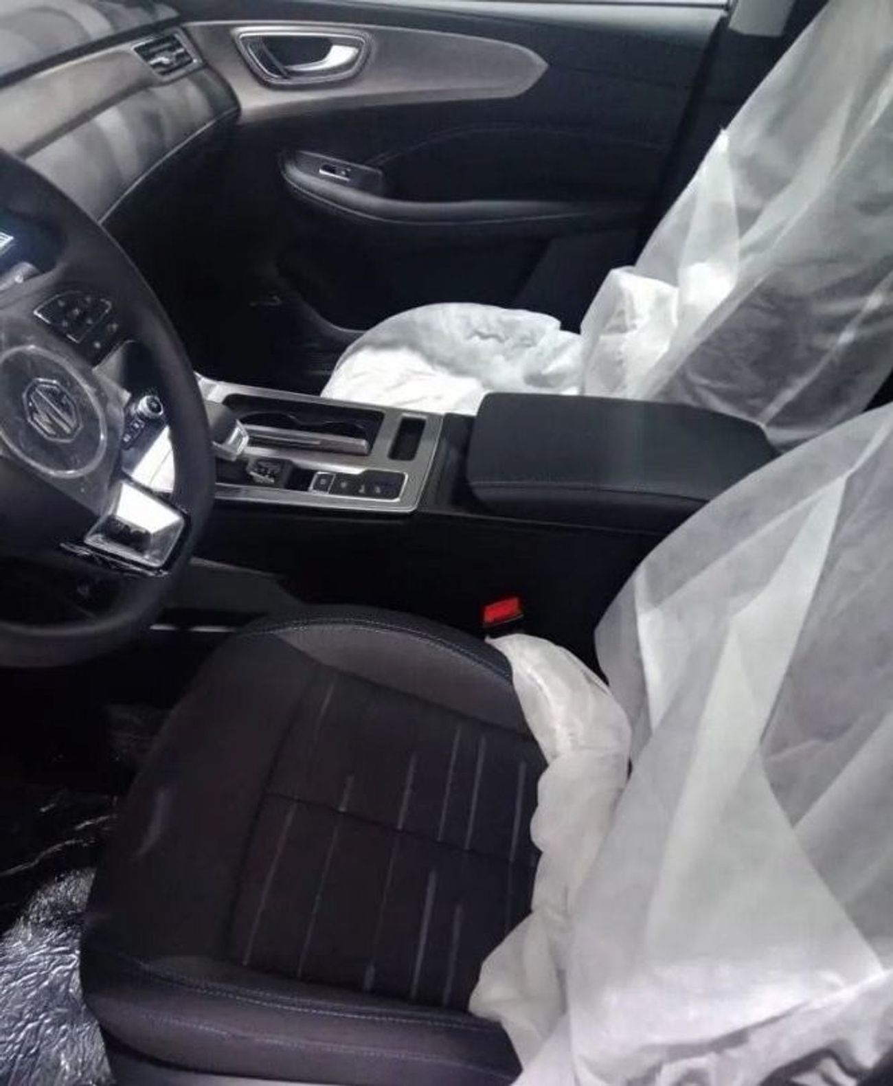 أم جي RX5 2023 MG RX5 1.5L 4 CYLINDERS PETROL AUTOMATIC ZERO KM