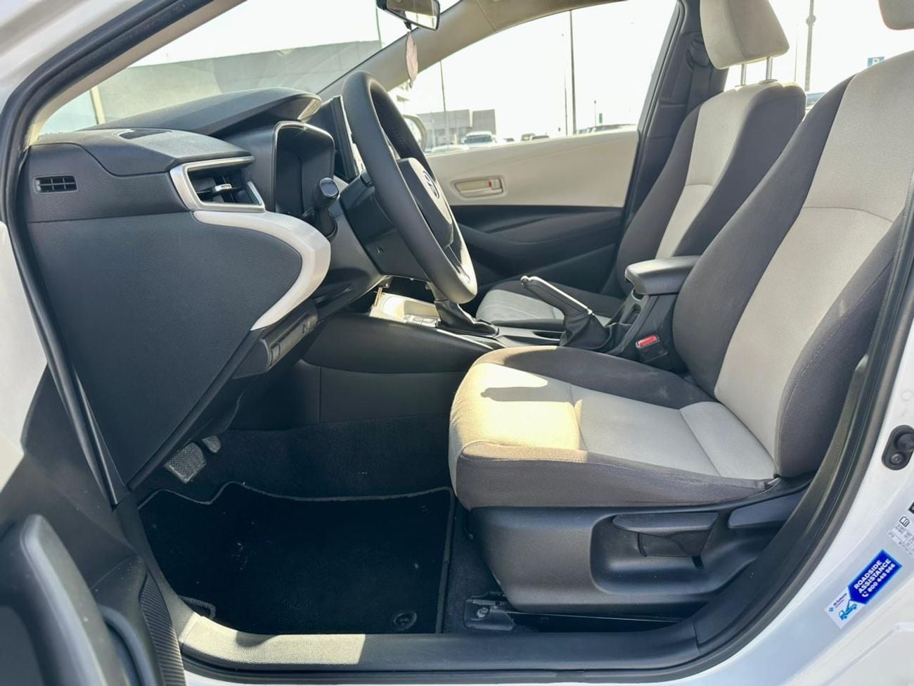 Toyota Corolla XLI 1.6L A/T  810-Monthly l GCC l 1.6L, Cruise, Camera l Accident Free