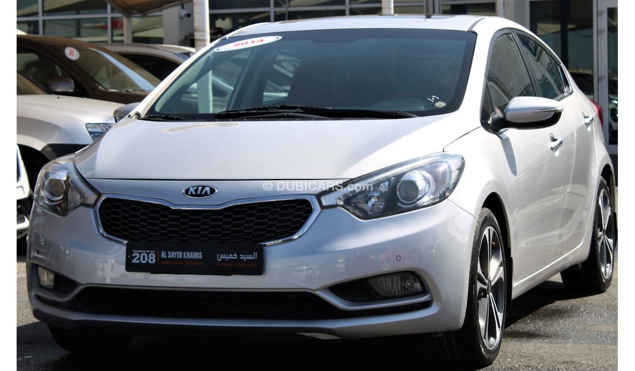 كيا سيراتو كيا سيراتو 2014 خليجي فل أوبشن رقم 1 بحالة ممتازة بدون حوادث نظيفه جدا من الداخل والخارج