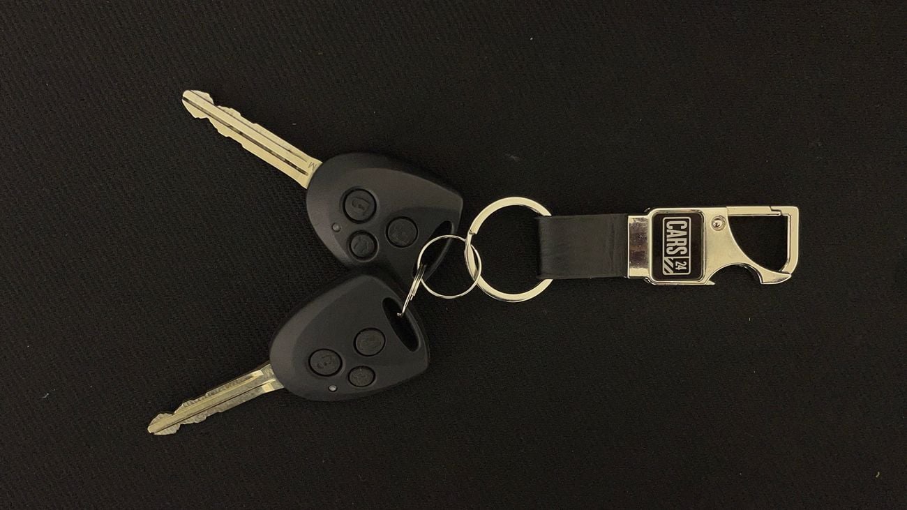 تويوتا يارس E 1.5 | بدون دفعة مقدمة | اختبار القيادة في المنزل