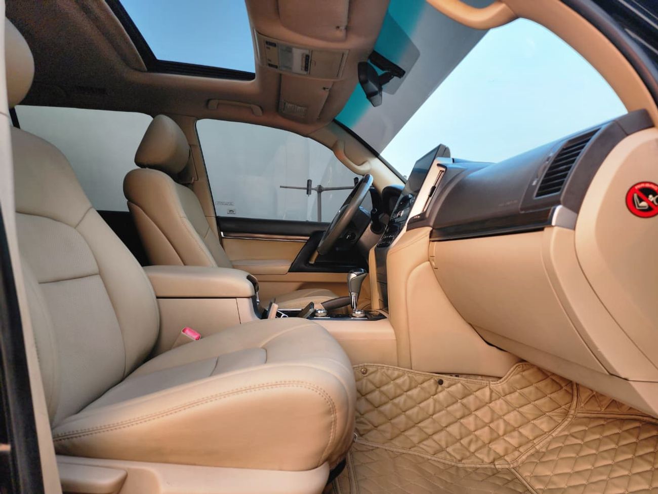 Toyota Land Cruiser GXR V8 MODEL 2012 UPGRADE 2021