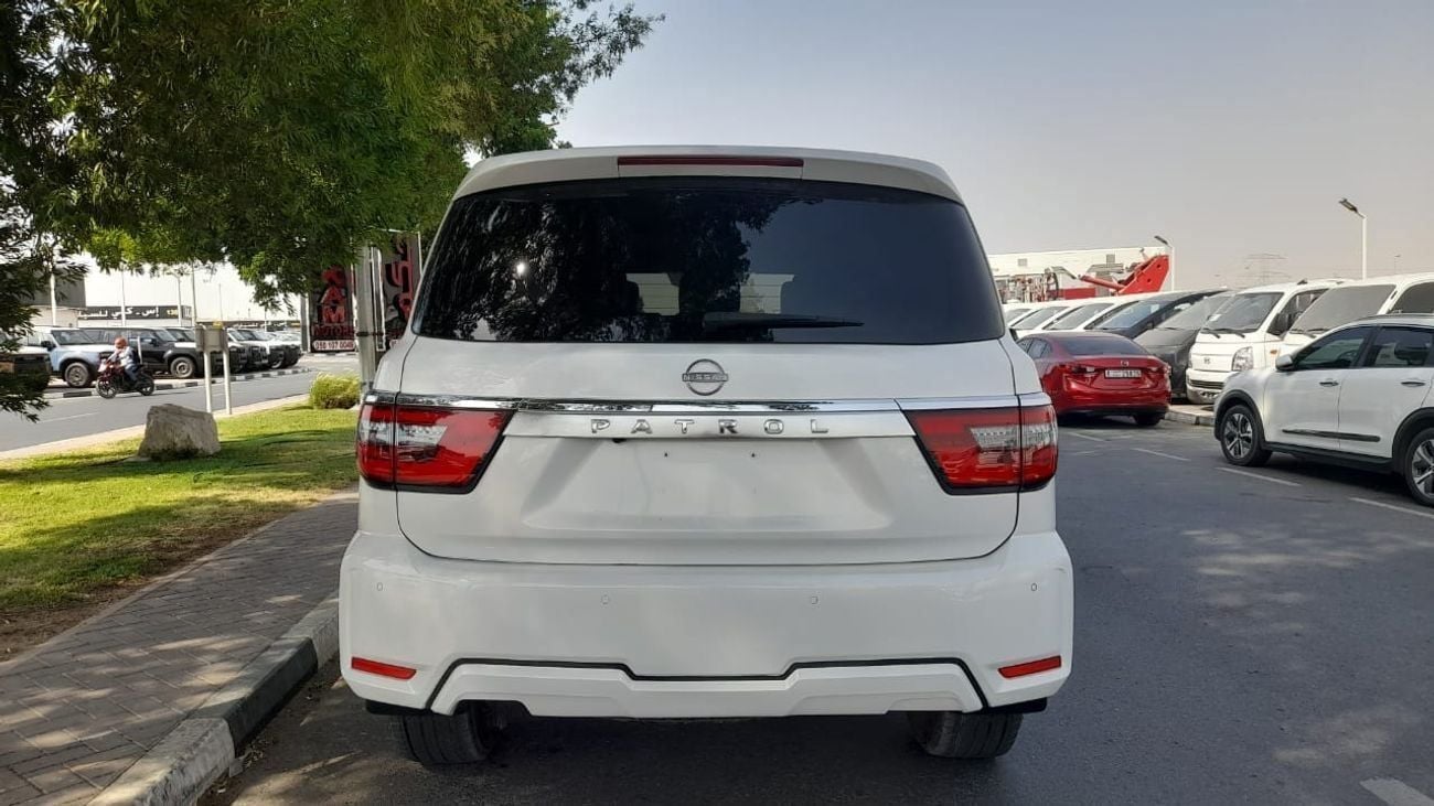 نيسان باترول Platinium 5.6cc V8 petrol Auto Right-Hand drive