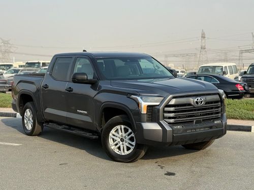 Toyota Tundra 4WD 2024