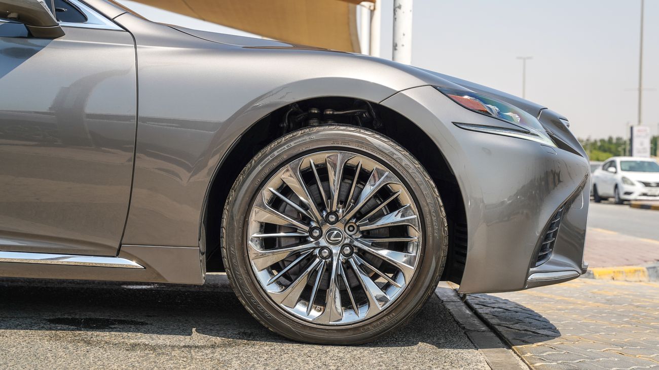 Lexus LS500