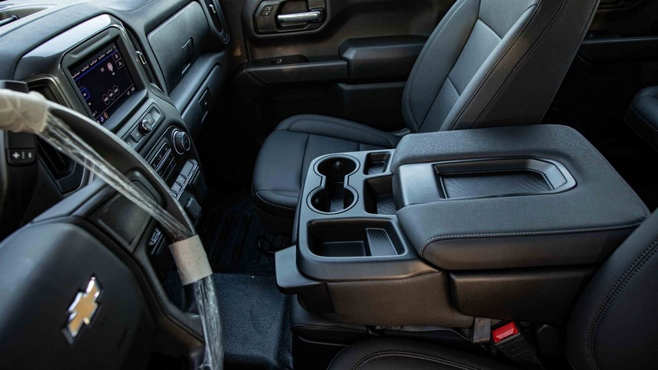 شيفروليه سيلفارادو V8 5.3L PICK-UP 4WD | 2025 | For Local Registration +10%