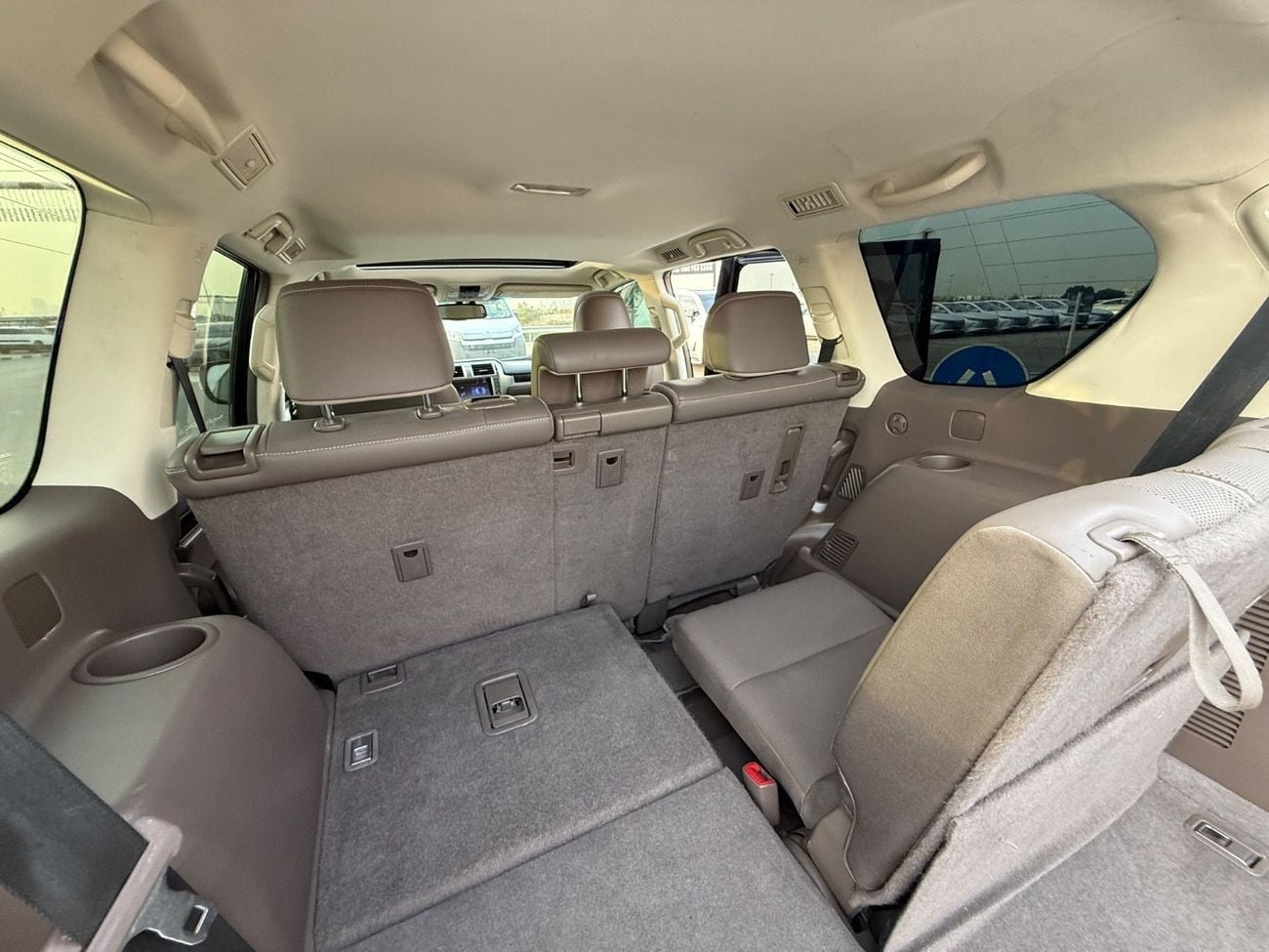 Lexus GX460 PLATINUM 2017 Prestige 4.6L FULL OPTION GCC
