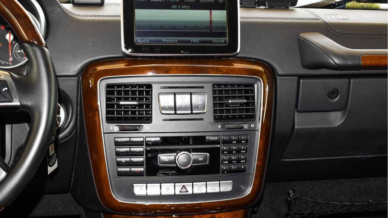 مرسيدس بنز G 550