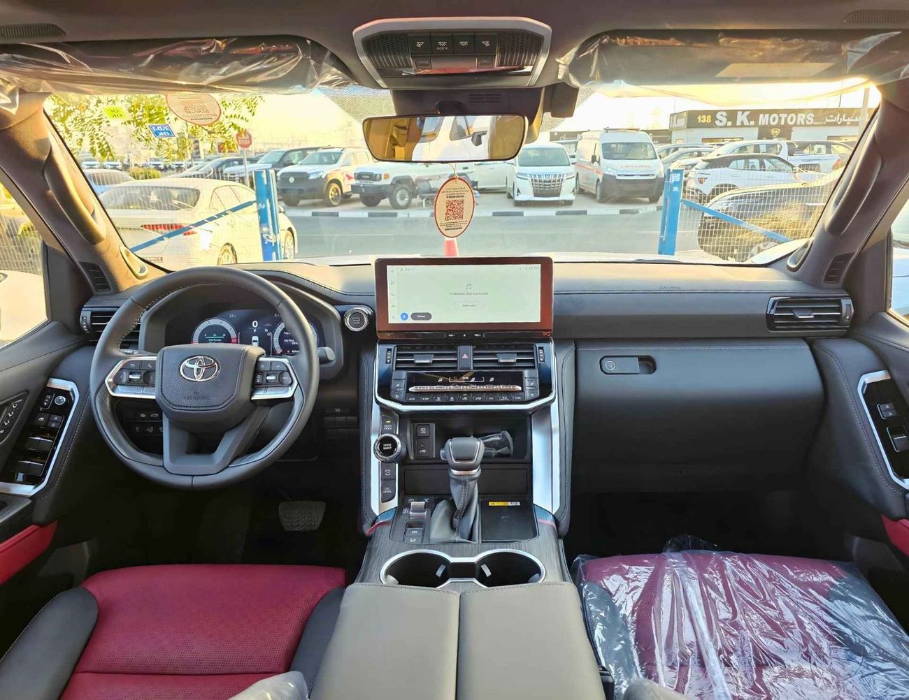 Toyota Land Cruiser VXR TWIN TURBO / 3.5L PETROL V6 4WD / 360* CAMERA / RADAR / DVD / HEADUP DISPLAY /JBL SPKRS / FULL O