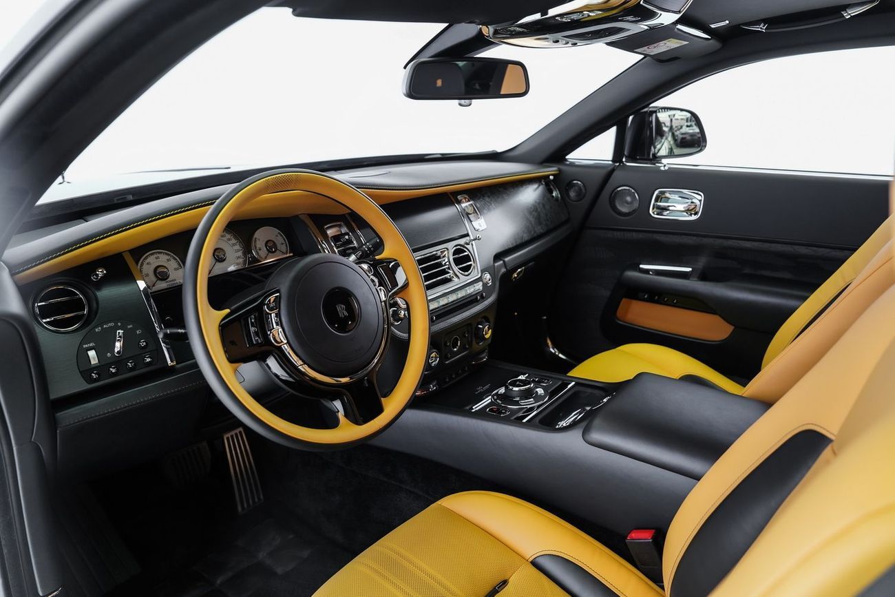 Rolls-Royce Wraith Rolls Royce Wraith Black Arrow 1 of 12