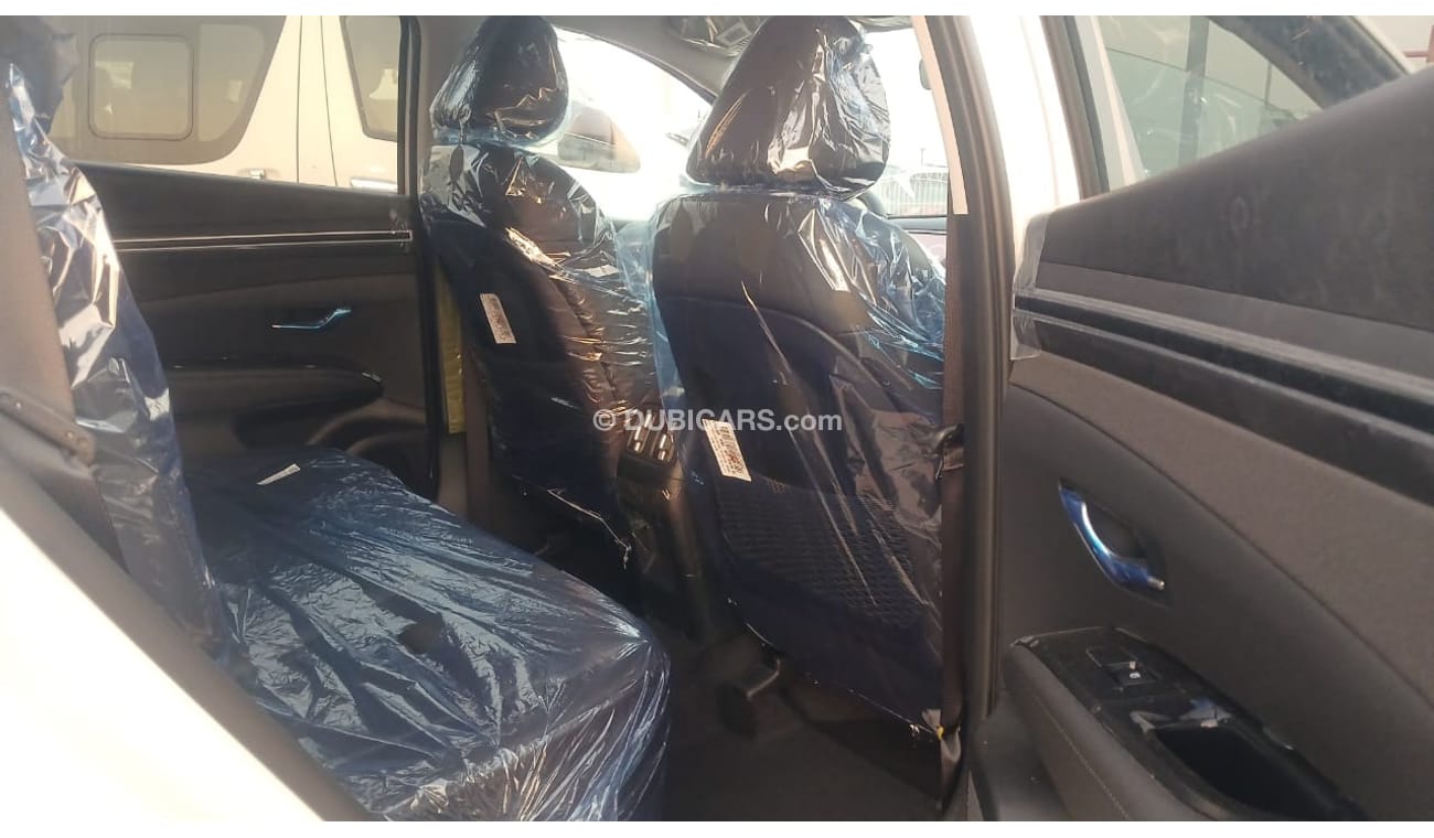 Hyundai Tucson 2023 AWD 2.0L Diesel White color A/T