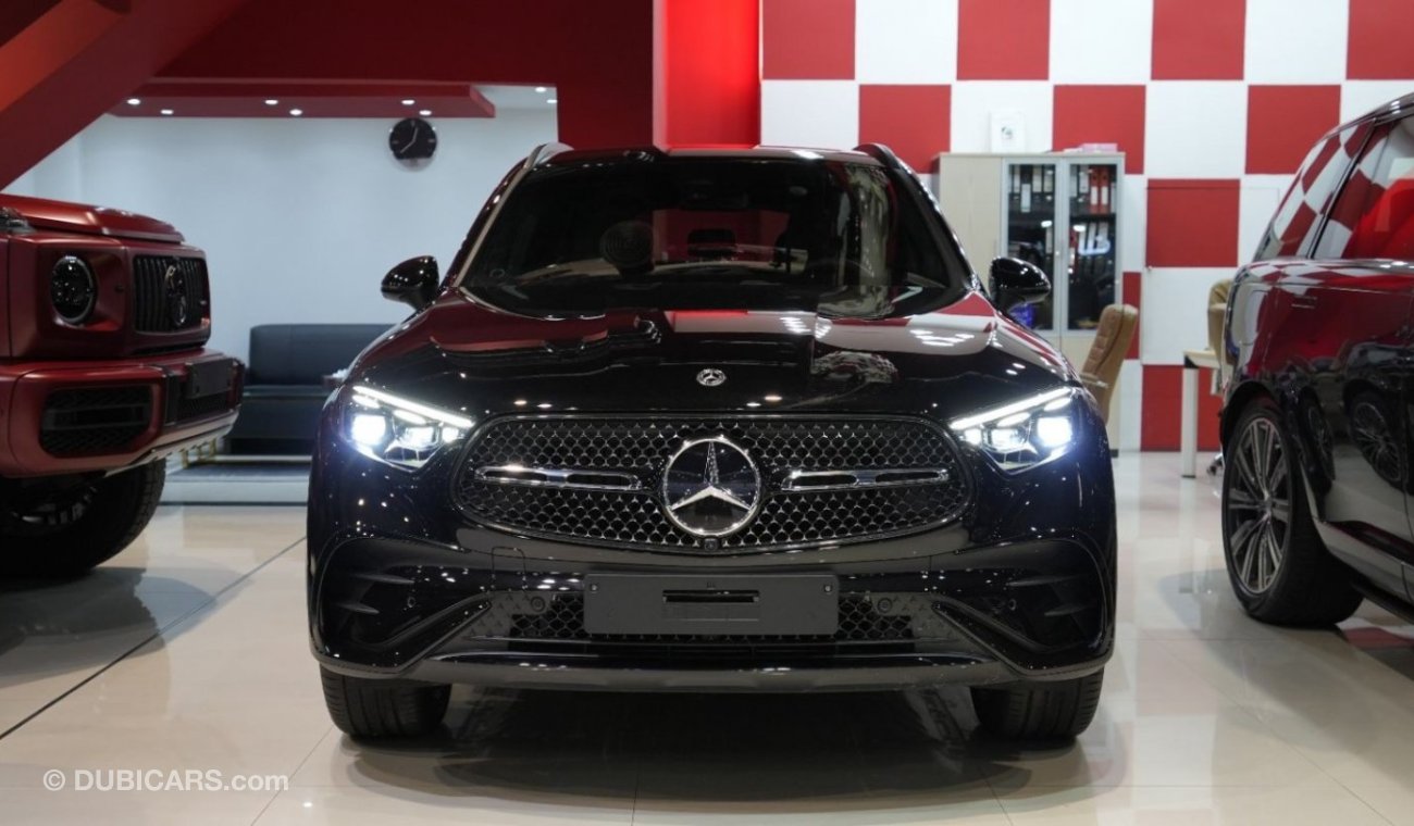 Mercedes-Benz GLC 300 II BRAND NEW II 2023 II MERCEDES-BENZ GLC 300 4MATIC FULL OPTION II