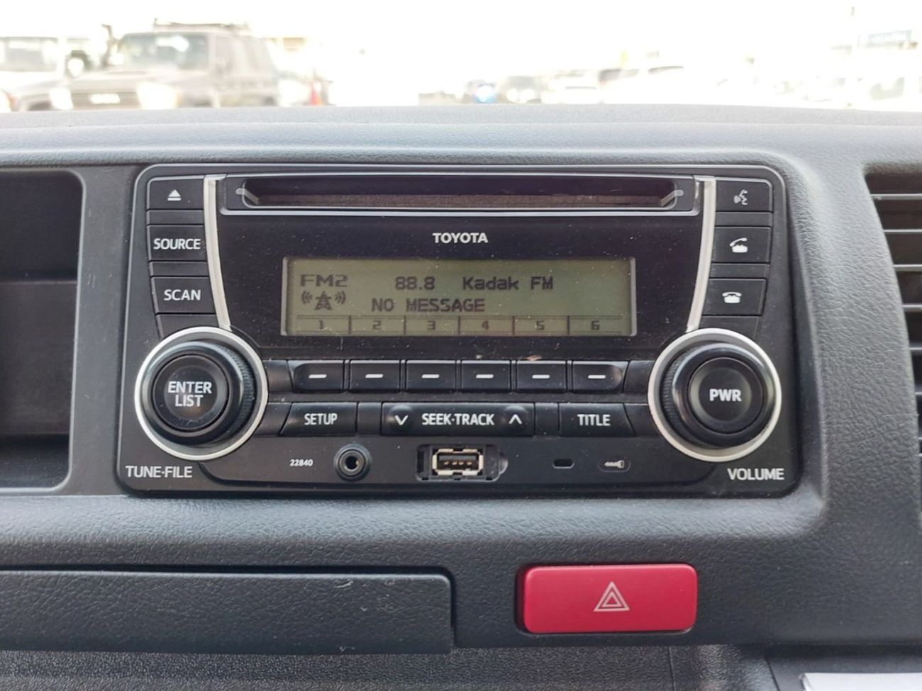 تويوتا هاياس TOYOTA HIACE COMMUTER VAN RIGHT HAND DRIVE(PM64467)