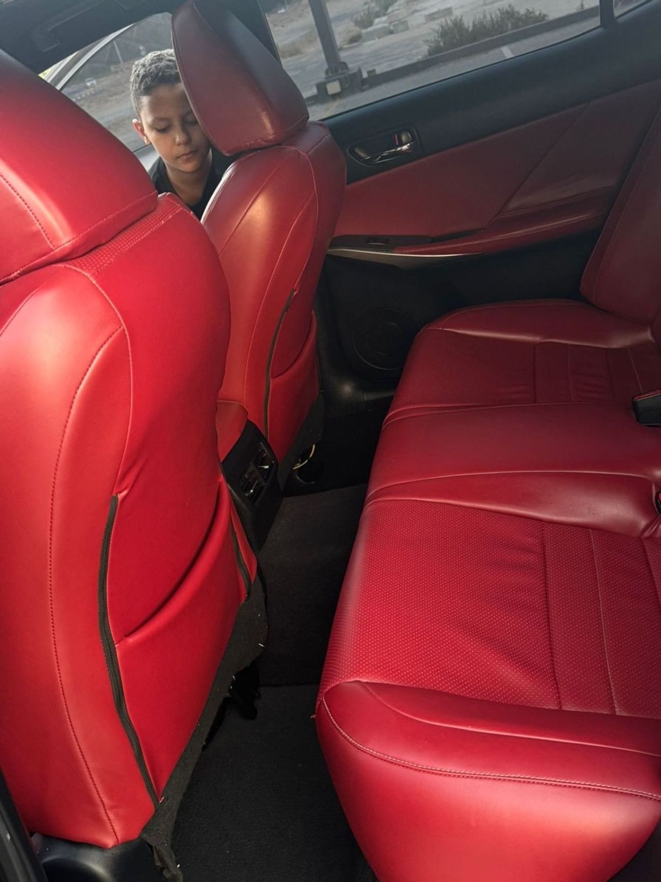 Lexus IS 200 Premier In excellent condition inside and out