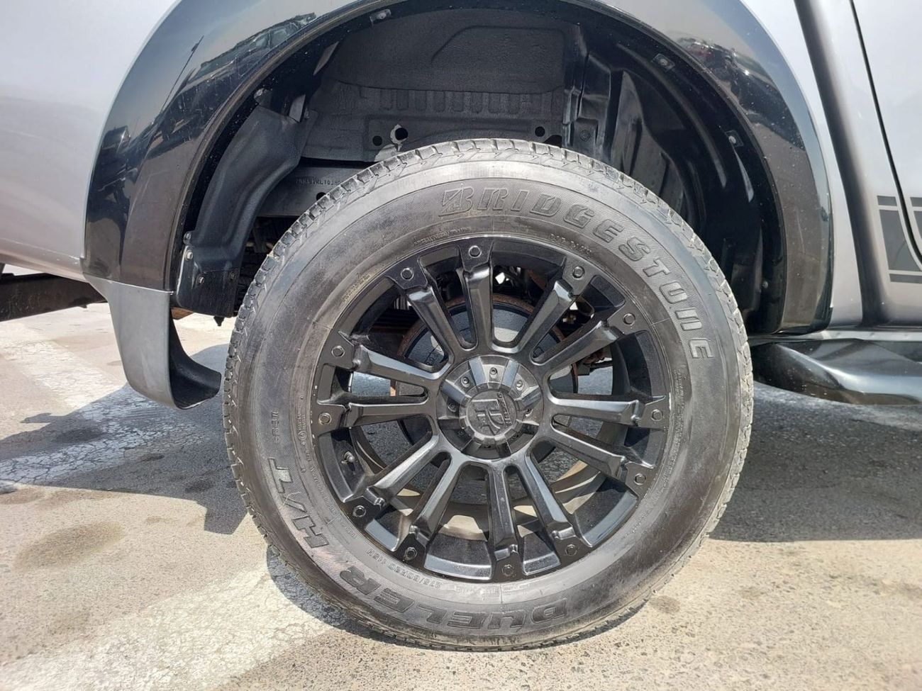 Mitsubishi Triton (RAMADAN OFFER) MITSUBISHI TRITON PICKUP RHD 2018 MODEL 2.4 L DIESEL AUTOMATIC(PM08743)