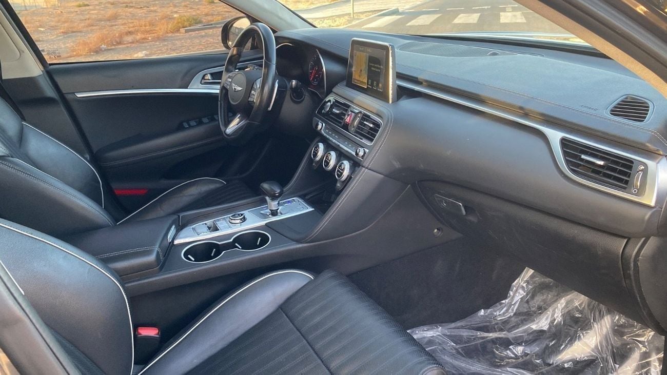 Genesis G70 Platinum 2.0L RWD