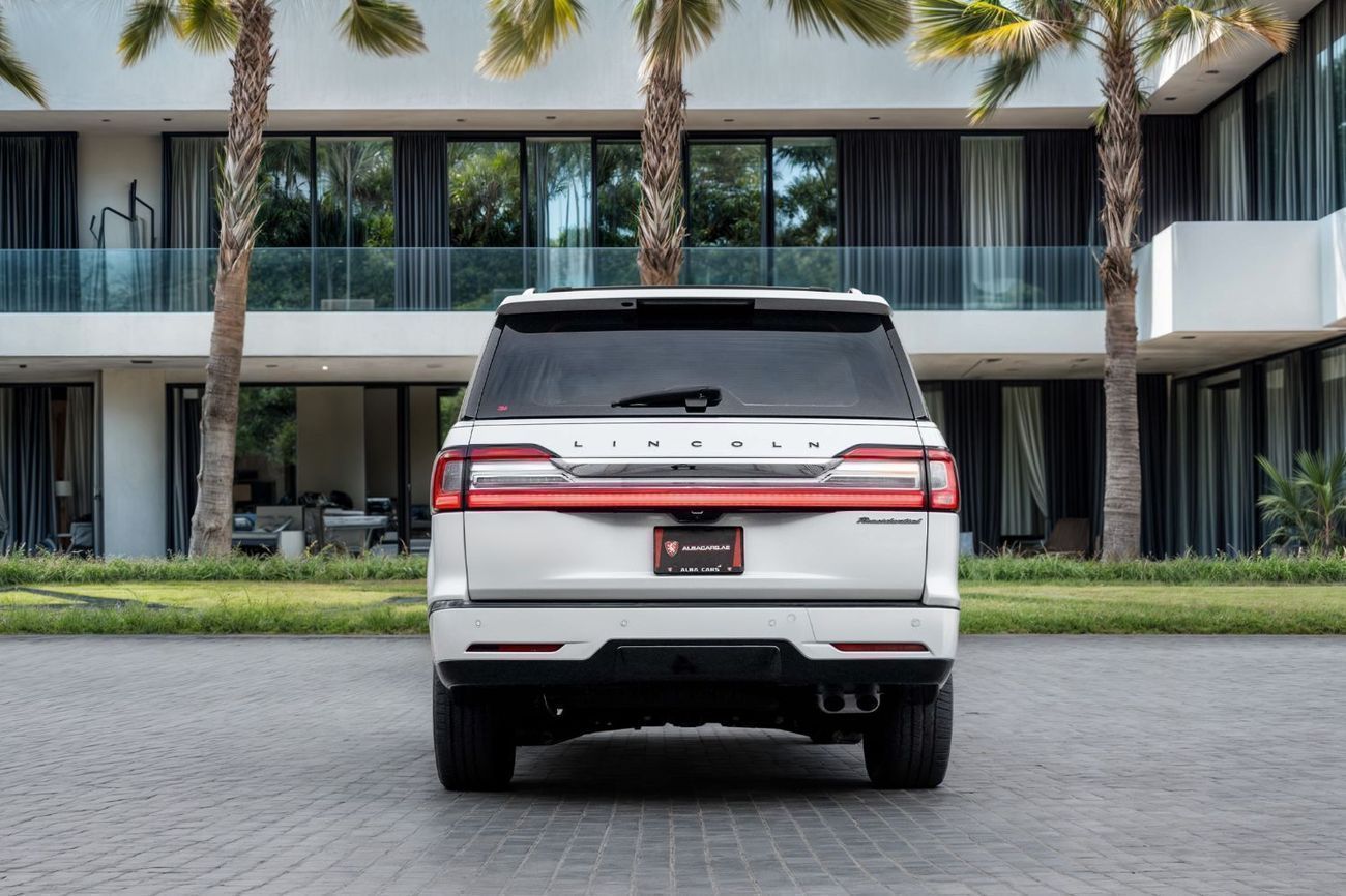 لينكولن نافيجاتور Navigator Presidential | 3,623 P.M | 0% Downpayment | Impeccable Condition!