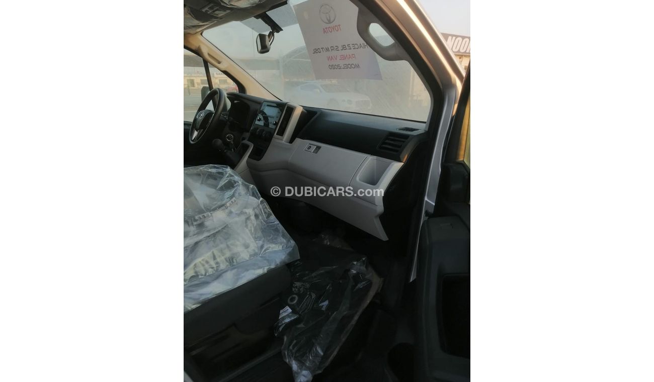 Toyota Hiace 2.8 L diesel  Cargo van