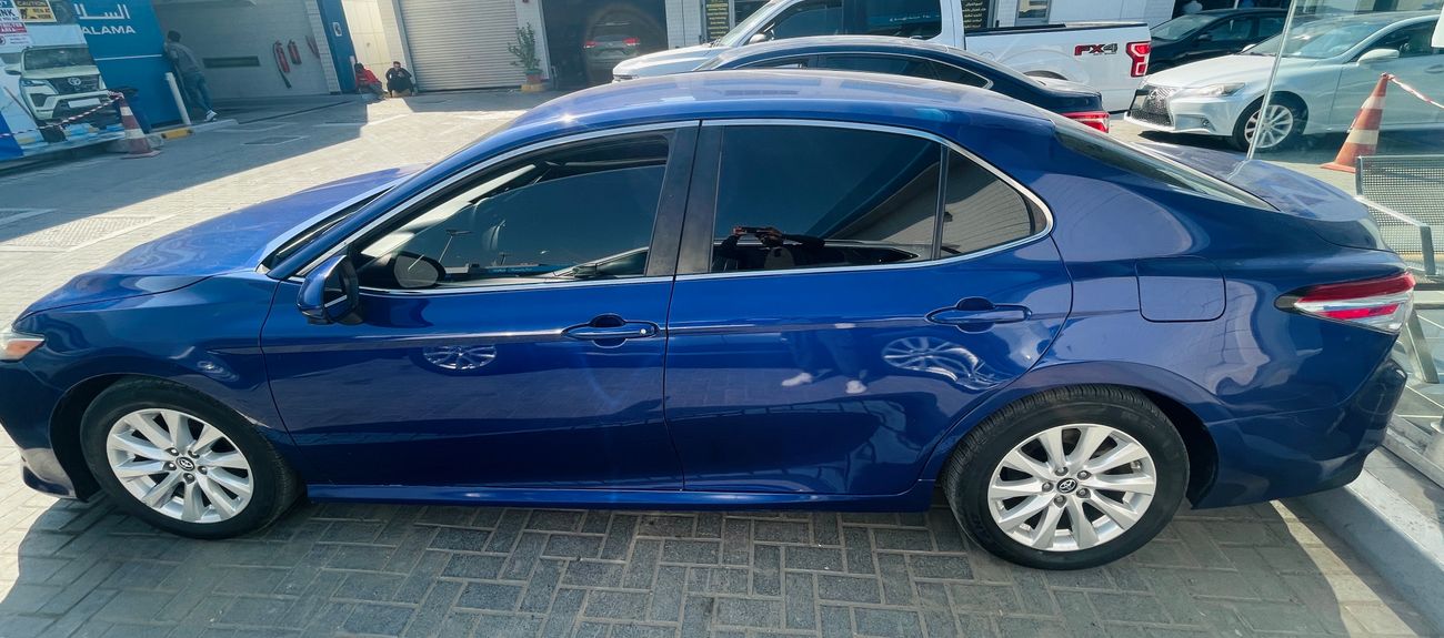 تويوتا كامري Luxury Edition