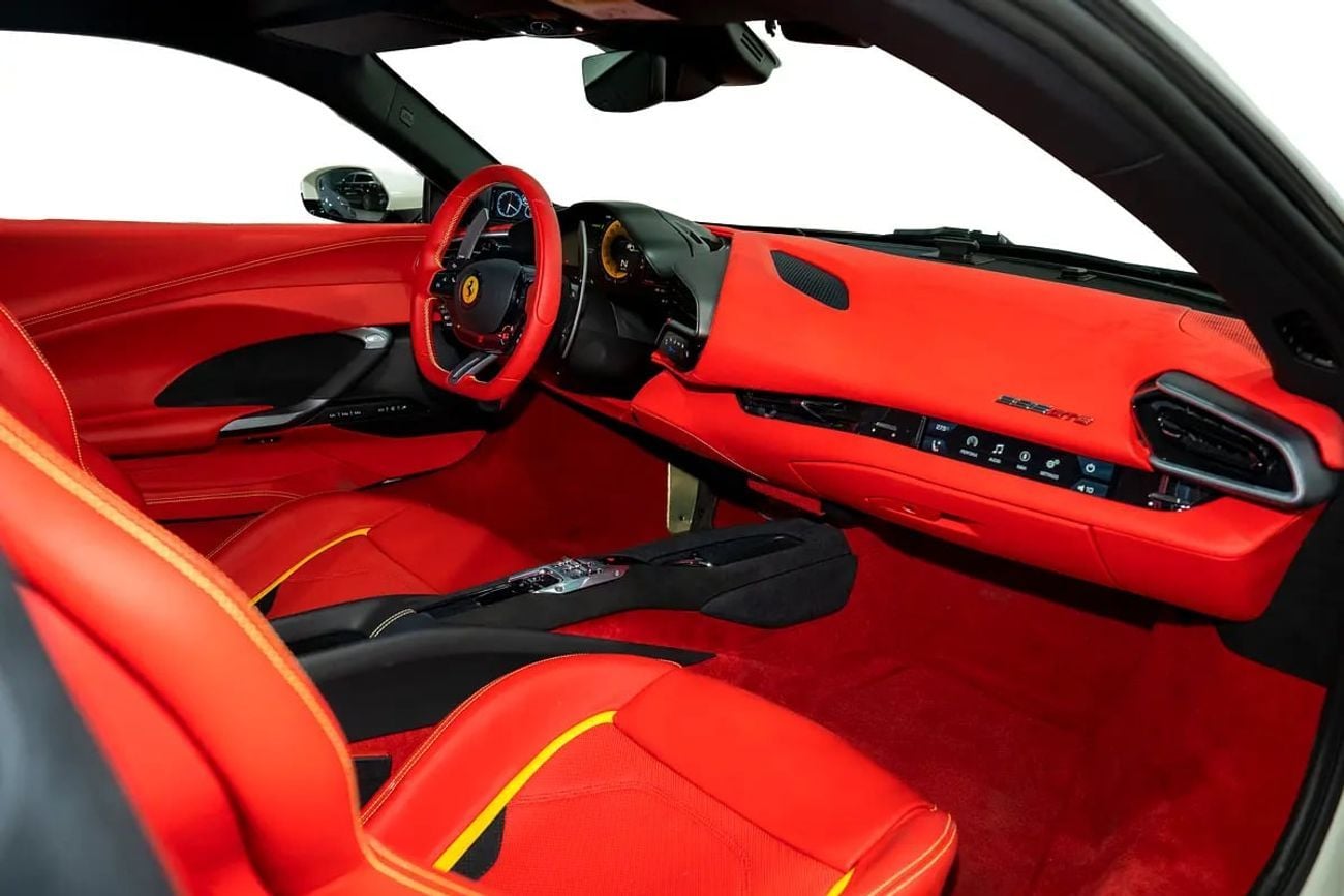فيراري 296 GTB FRONTLIFT | TWO TONE INTERIOR | ENGINE COVERS IN CARBON FIBRE | MATTE GREY WHEELS
