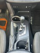 Toyota RAV4 Hybrid XLE 2.5L