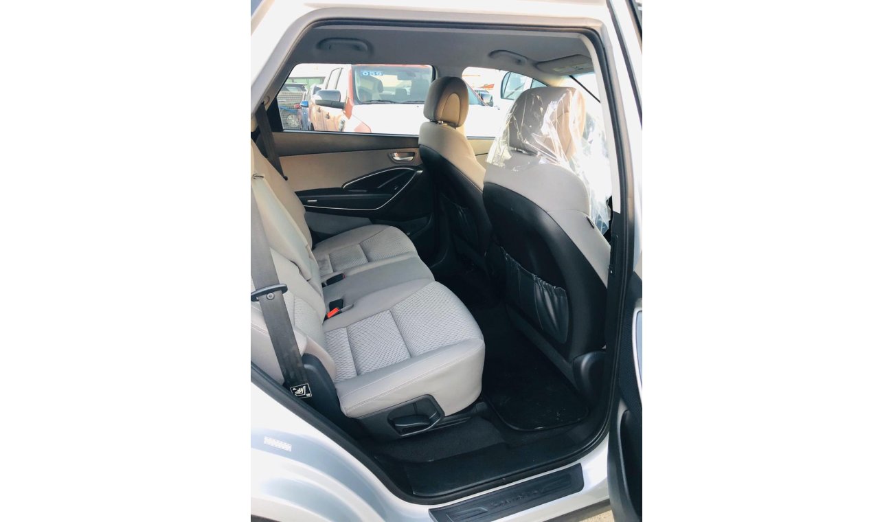 هيونداي سانتا في 7 SEATS - DVD - REAR CAMERA - POWER SEAT-LOT-582