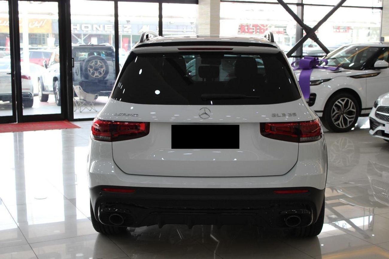 مرسيدس بنز GLB 35 AMG Mercedes GLB 35 AMG 2023