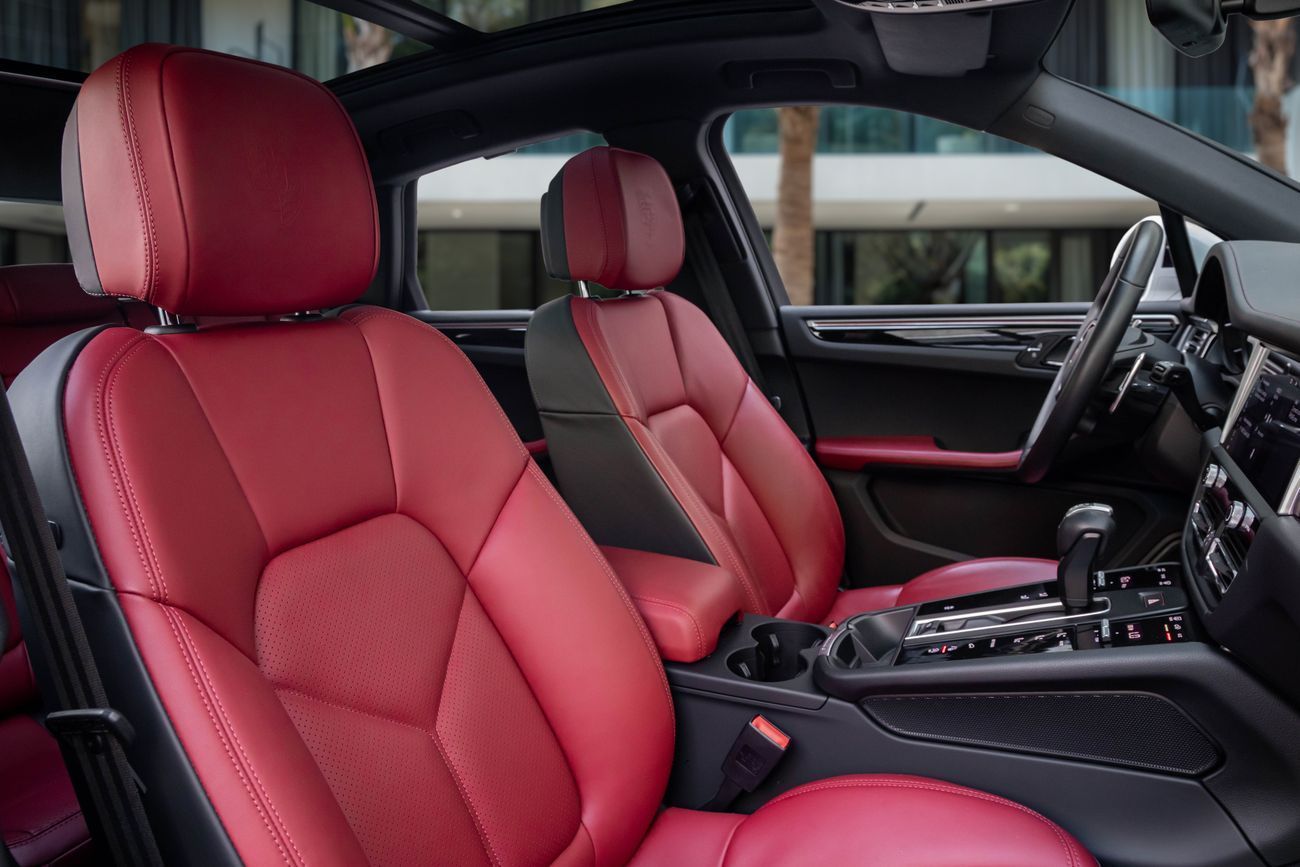 Porsche Macan Macan | 5,190 P.M | 0% Downpayment | Agency Warranty!