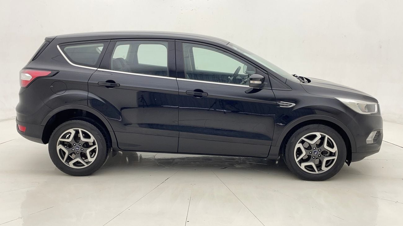 فورد إيسكاب SE 2.5 | بدون دفعة مقدمة | اختبار القيادة في المنزل