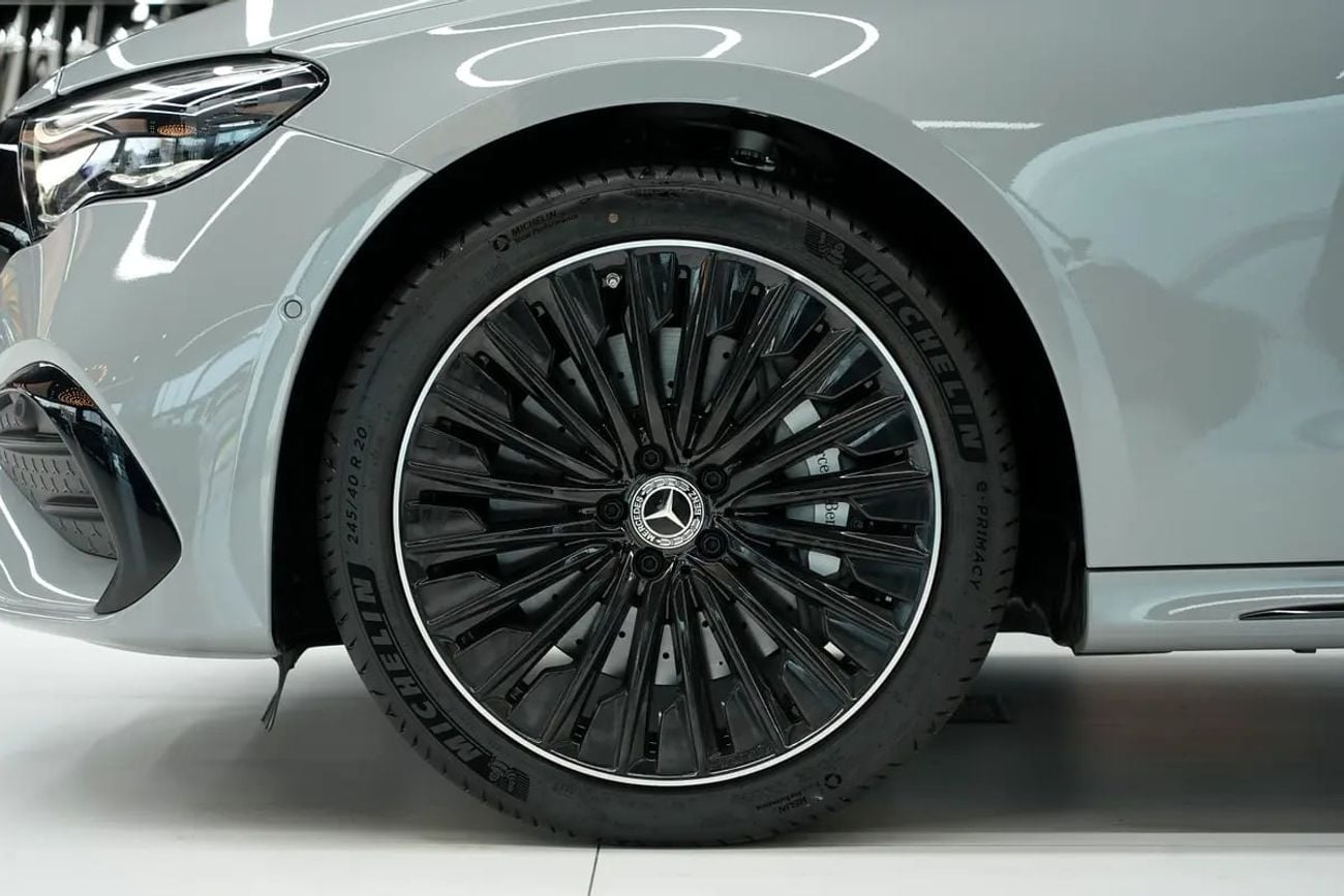 مرسيدس بنز E300 E 300 | GCC 0km | Agency Warranty | AMG Package