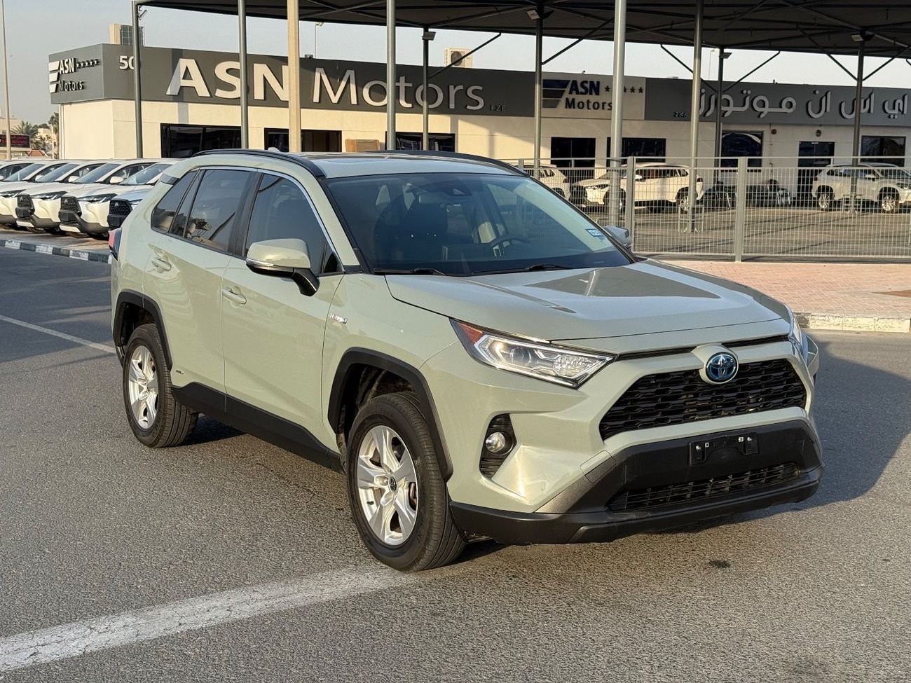 Toyota RAV4 XLE 2.5L 2021 TOYOTA RAV4 XLE HYBRID 4x4 FULL OPTIONS IMPORTED FROM USA