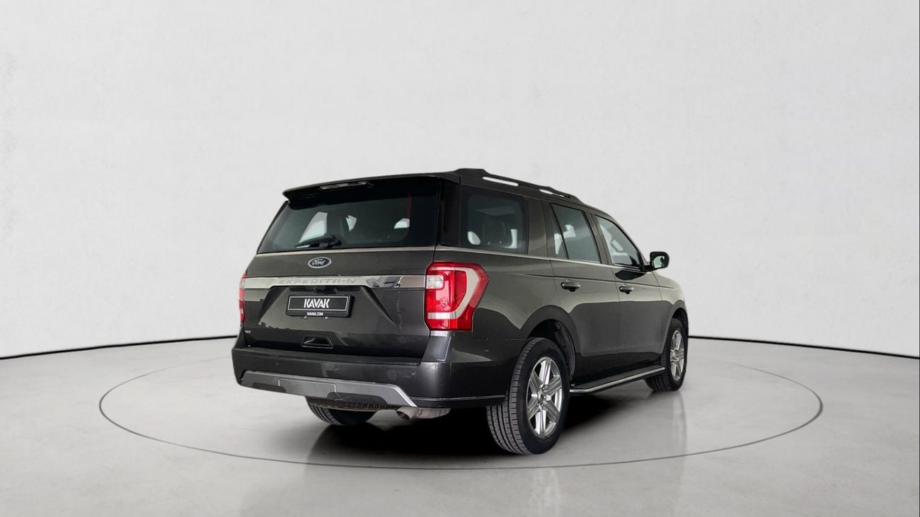 فورد إكسبيديشن 3.5 XLT AUTO NAV LTHR | شامل الضمان | 0 ﺪﻔﻋﺓ ﺃﻮﻟﻯ
