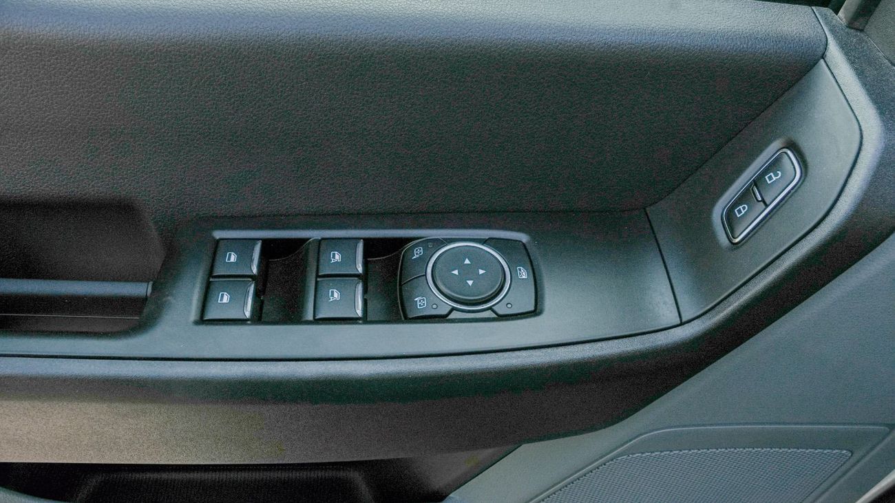 Ford F 250 Ford Super Duty DC F 250 petrol  AT  6.8L V8 2024 model