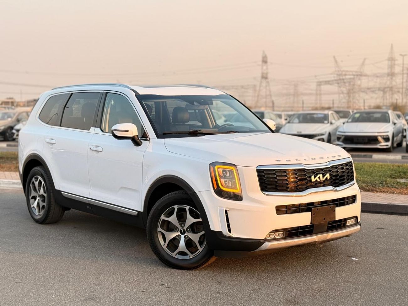 Kia Telluride LX 3.8L (295 HP)
