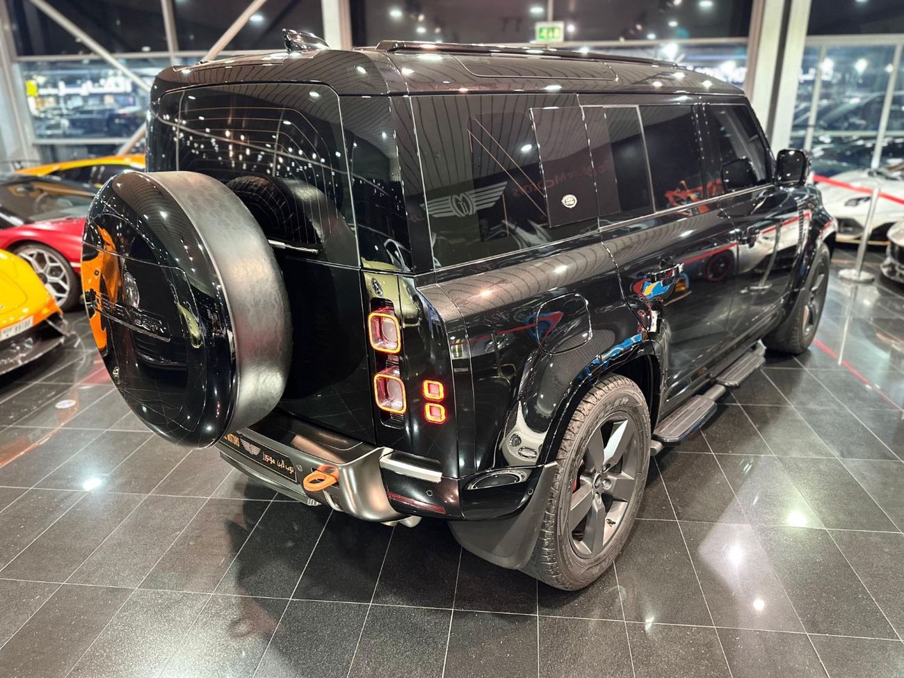 Land Rover Defender P400 110 X 3.0L (5 Seater)