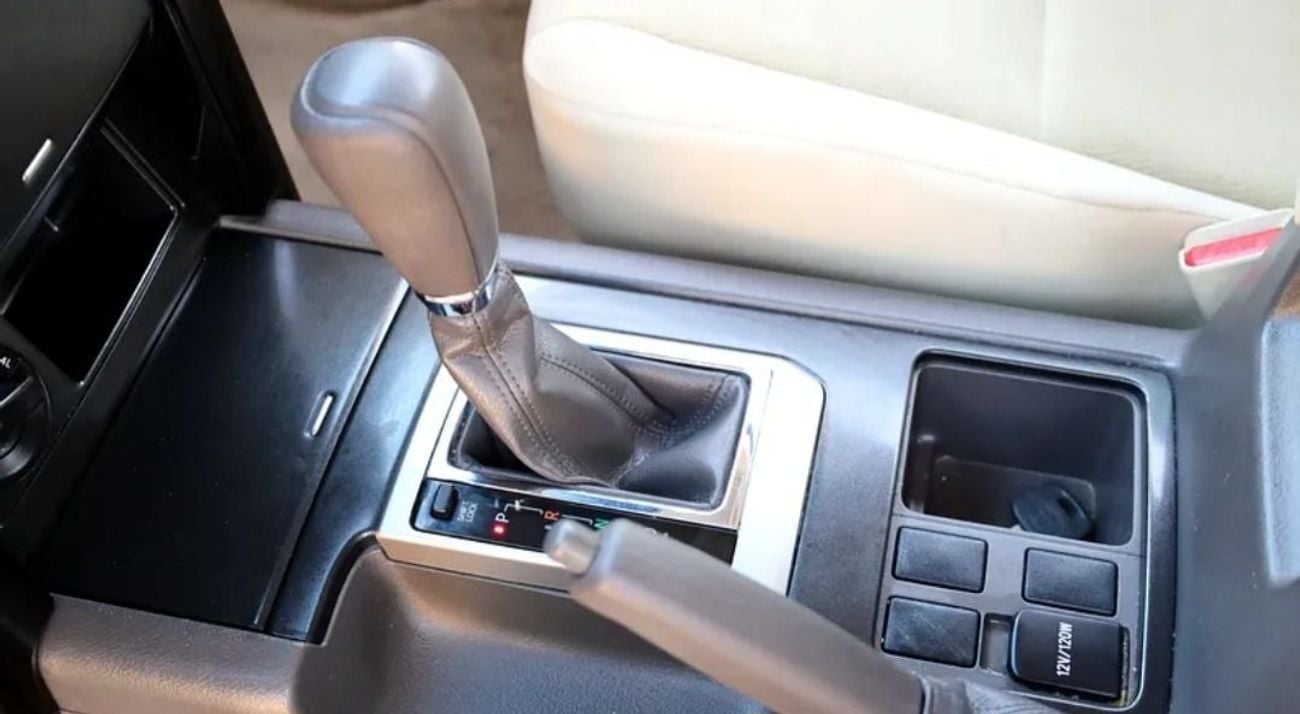 Toyota Prado Toyota prado 2015 Model TX 2.7 v4 petrol engine Colour White Transmission Automatic Interior.Begie 7