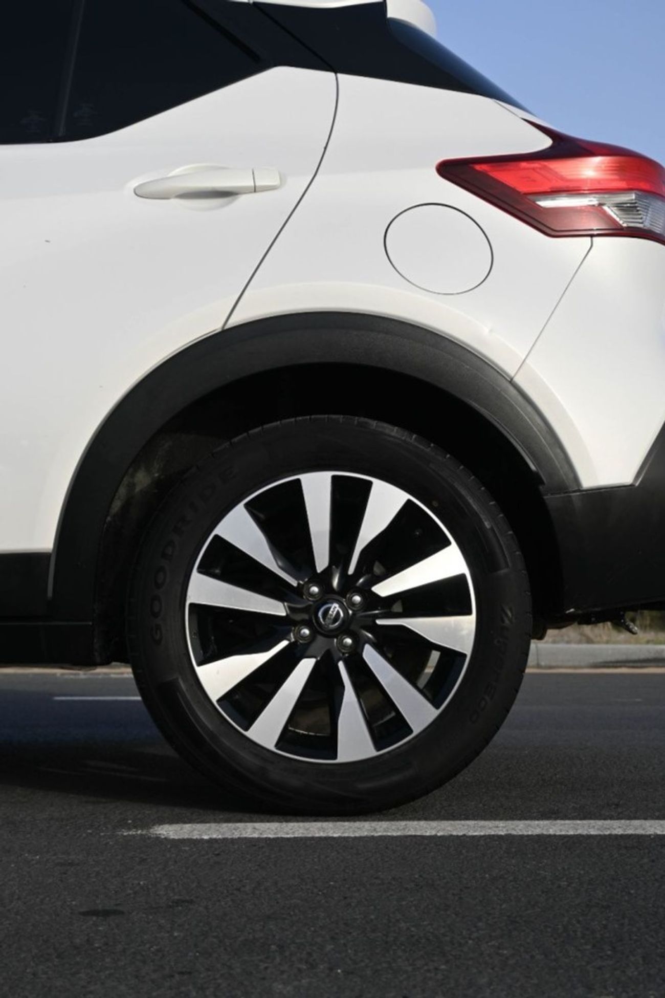 Nissan Kicks NISSAN KICKS 2018 GCC FULL OPTION IN EXCELLENT CONDITION