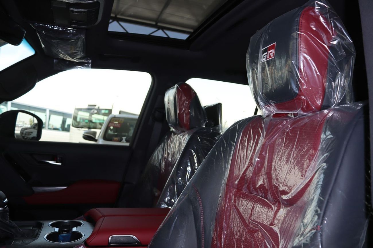 Toyota Land Cruiser GR SPORT 3,3 TWIN TURBO DIESEL**التصدير فقط خارج الخليج **EXPORT ONLY