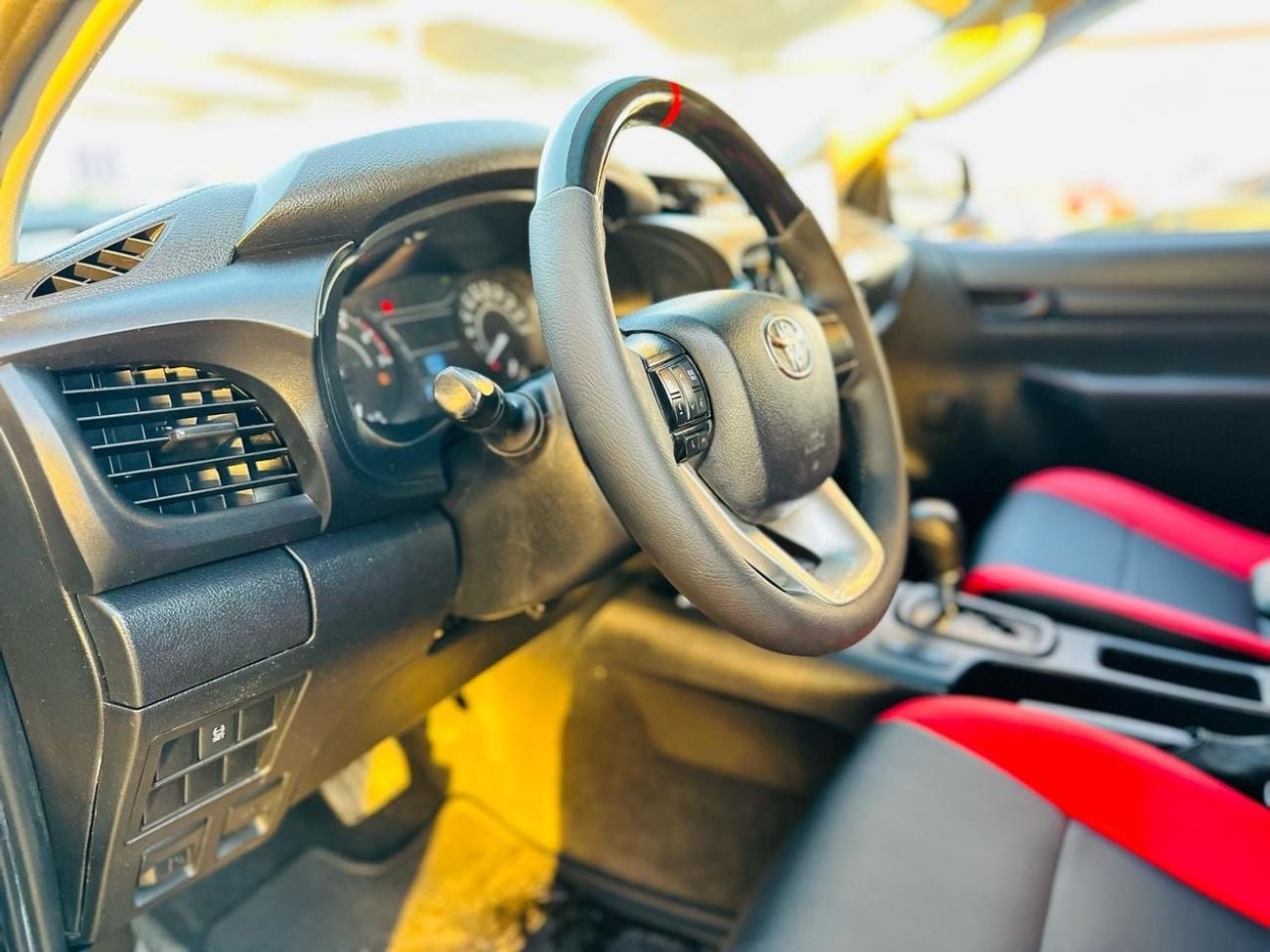 تويوتا هيلوكس Toyota Hilux SR5 2020 Upgrade 2024 V4 2.7L LHD