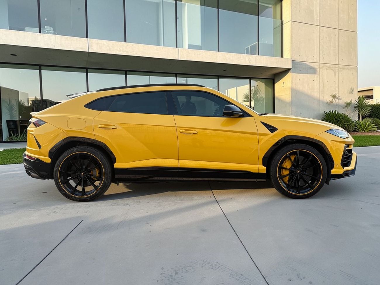Lamborghini Urus LAMBORGHINI URUS | 4.0L TWIN TURBO V8 – 650 BHP | 2022 | GCC SPECS | Under Warranty Till Feb 2027